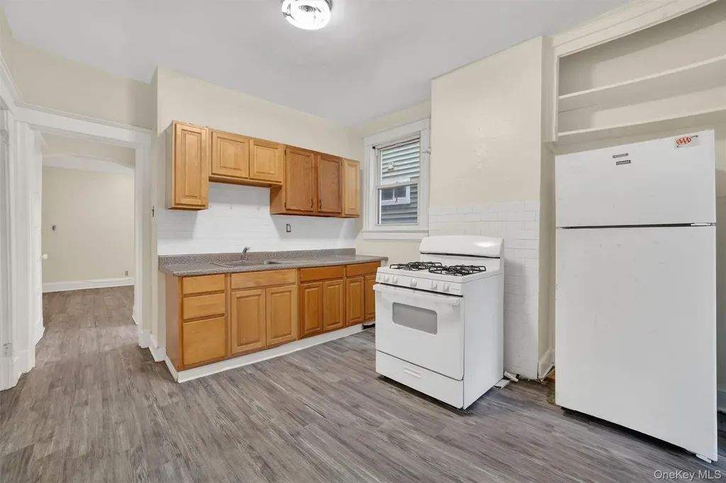 52 Groshon Avenue Yonkers NY 10701