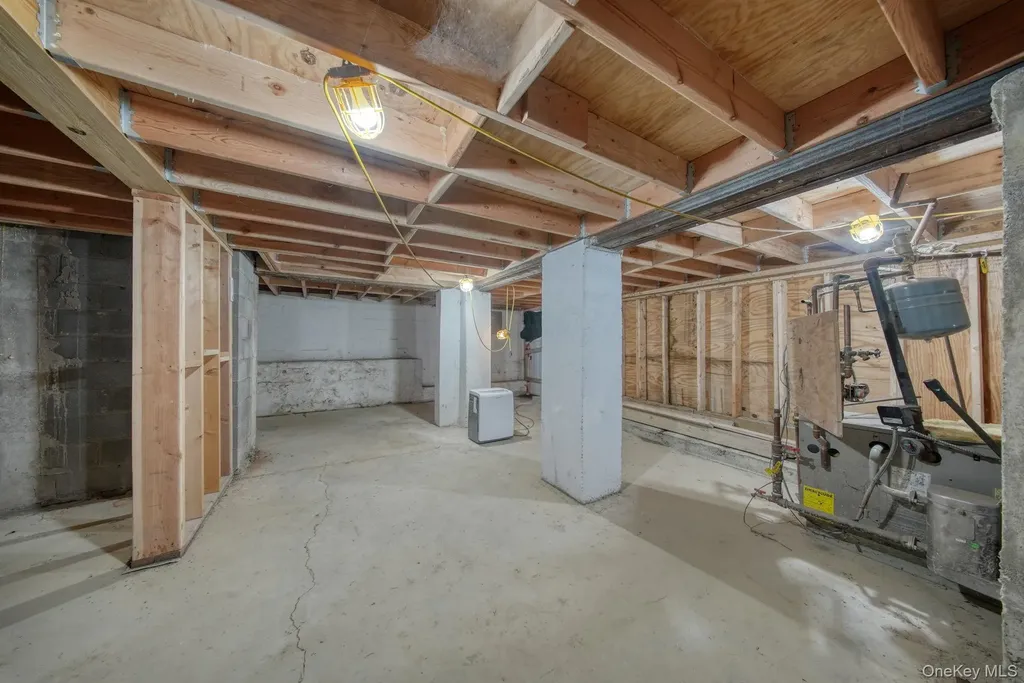 2823 State Route 52 Pine Bush NY 12566