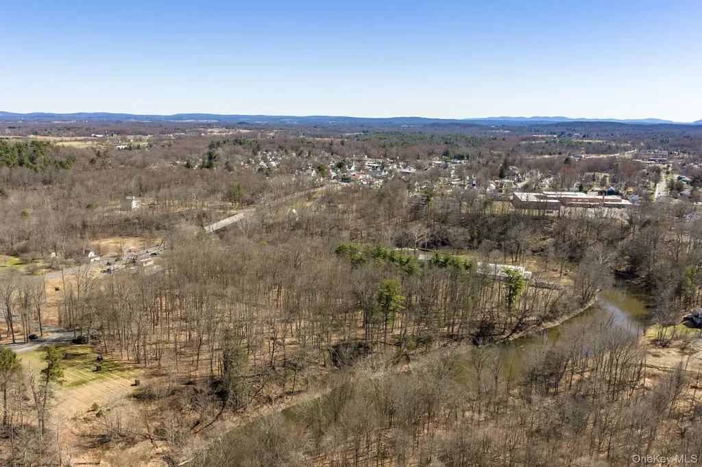 2823 State Route 52 Pine Bush NY 12566