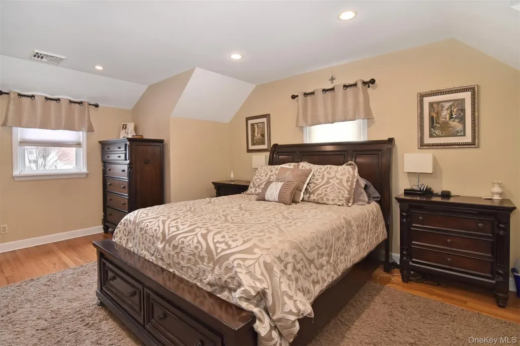 123 Hildreth Place Yonkers NY 10704