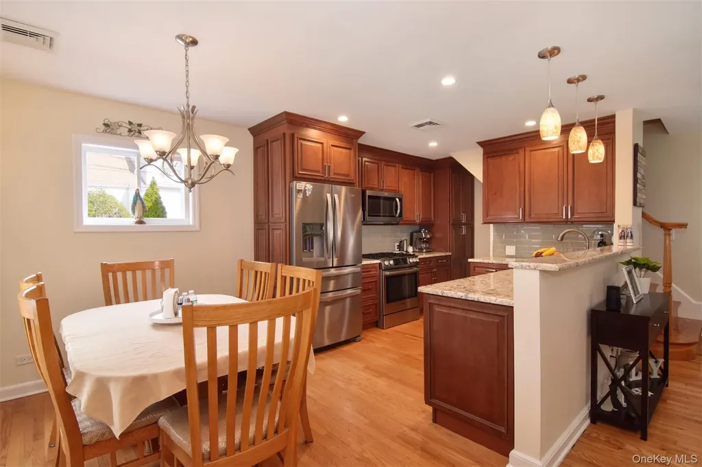 123 Hildreth Place Yonkers NY 10704