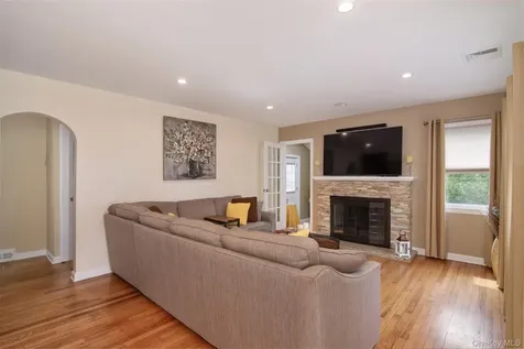 123 Hildreth Place Yonkers NY 10704