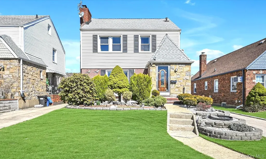 163-29 16th Avenue Whitestone NY 11357