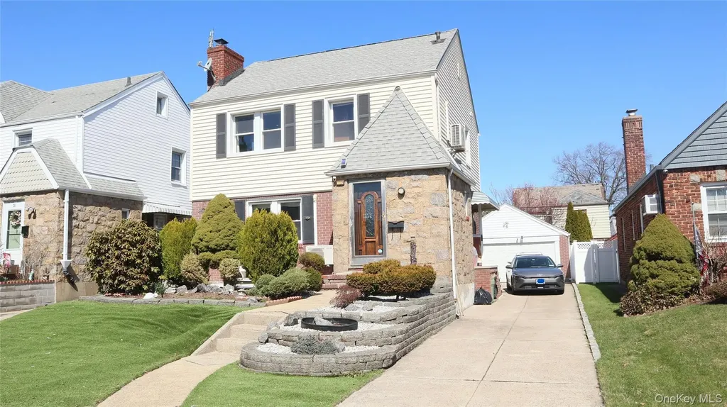 163-29 16th Avenue Whitestone NY 11357