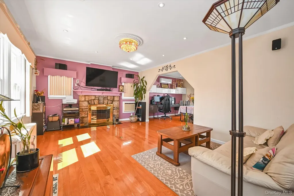 163-29 16th Avenue Whitestone NY 11357