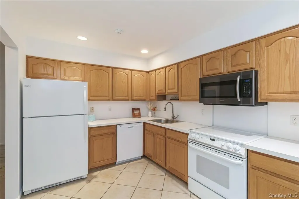 163 Theodore Drive Coram NY 11727