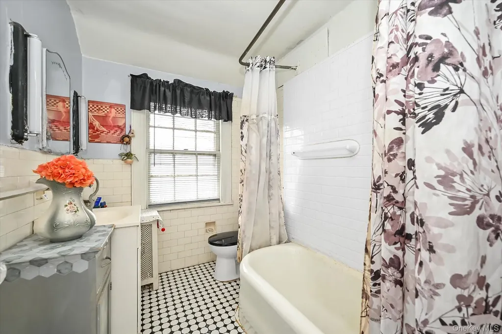 14-21 159th Street Beechhurst NY 11357
