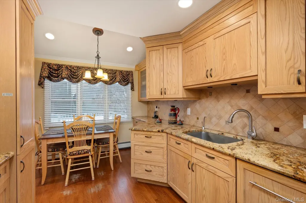 9 Ellis Drive Syosset NY 11791