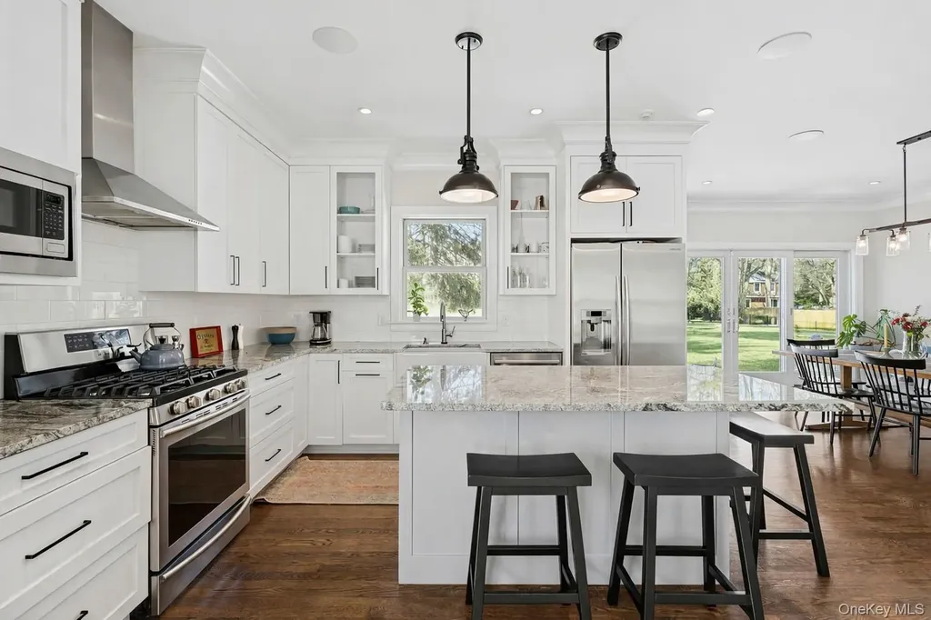 134A Montauk Highway Westhampton NY 11977
