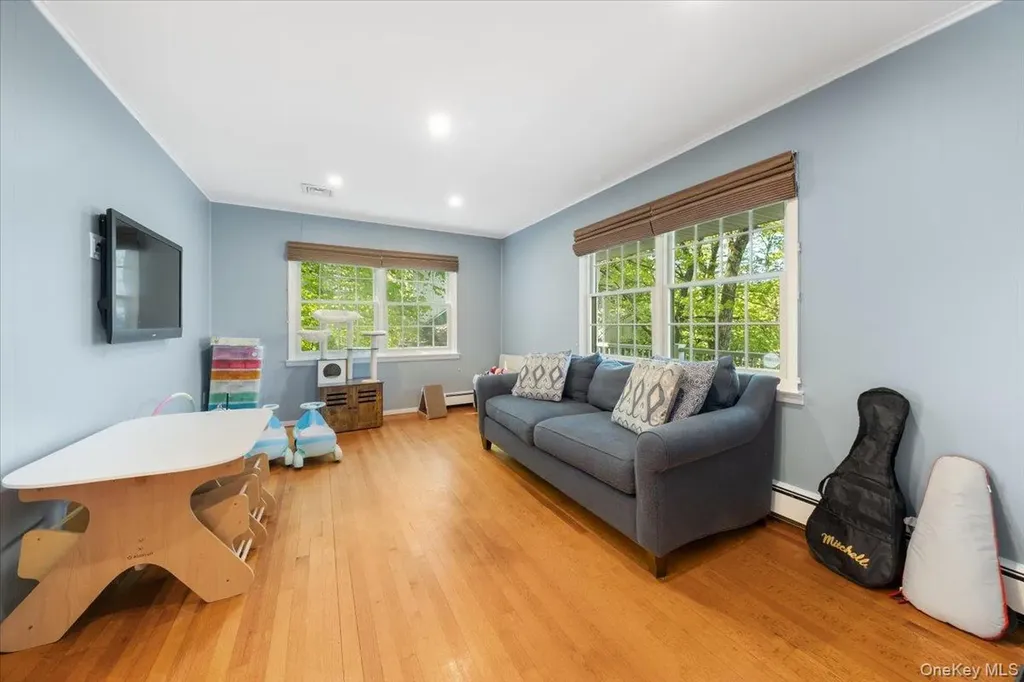 103 Bradley Avenue White Plains NY 10607