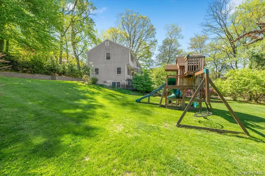 103 Bradley Avenue White Plains NY 10607