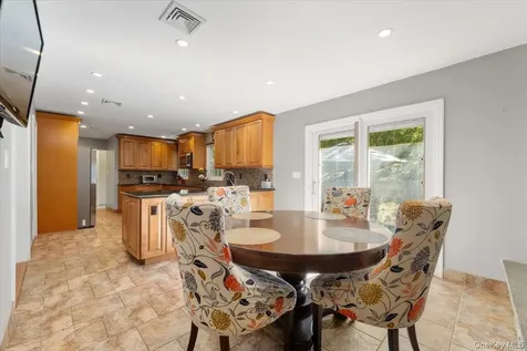 103 Bradley Avenue White Plains NY 10607