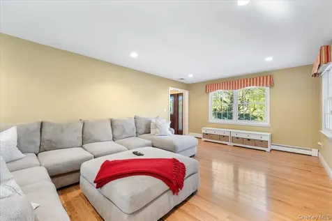 103 Bradley Avenue White Plains NY 10607