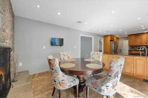 103 Bradley Avenue White Plains NY 10607