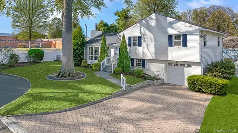 14 Alden Place Hartsdale NY 10530