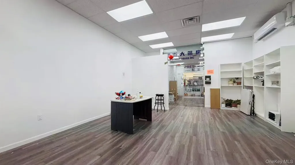 38-09 Main Street Flushing NY 11354