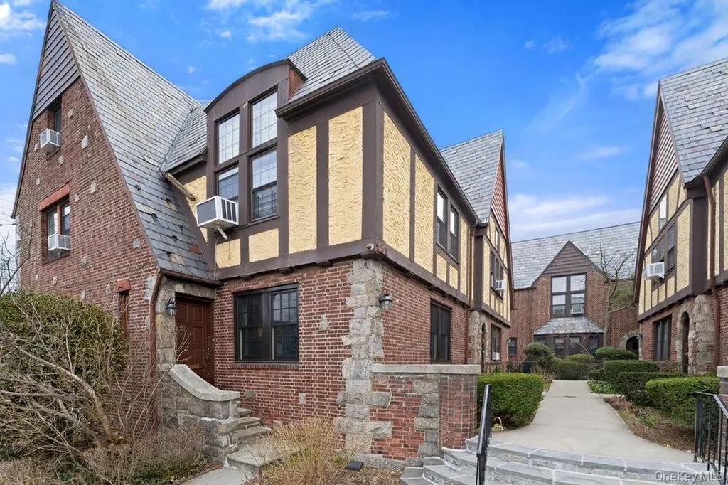 35-05 167th Street Flushing NY 11358