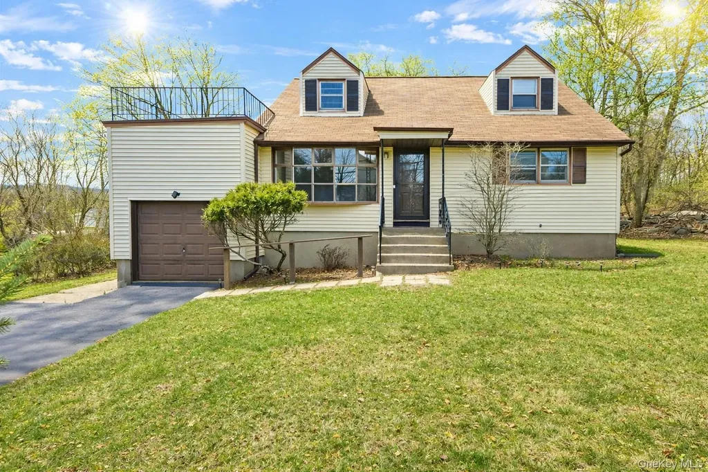 160 E Willow Tree Road Spring Valley NY 10977