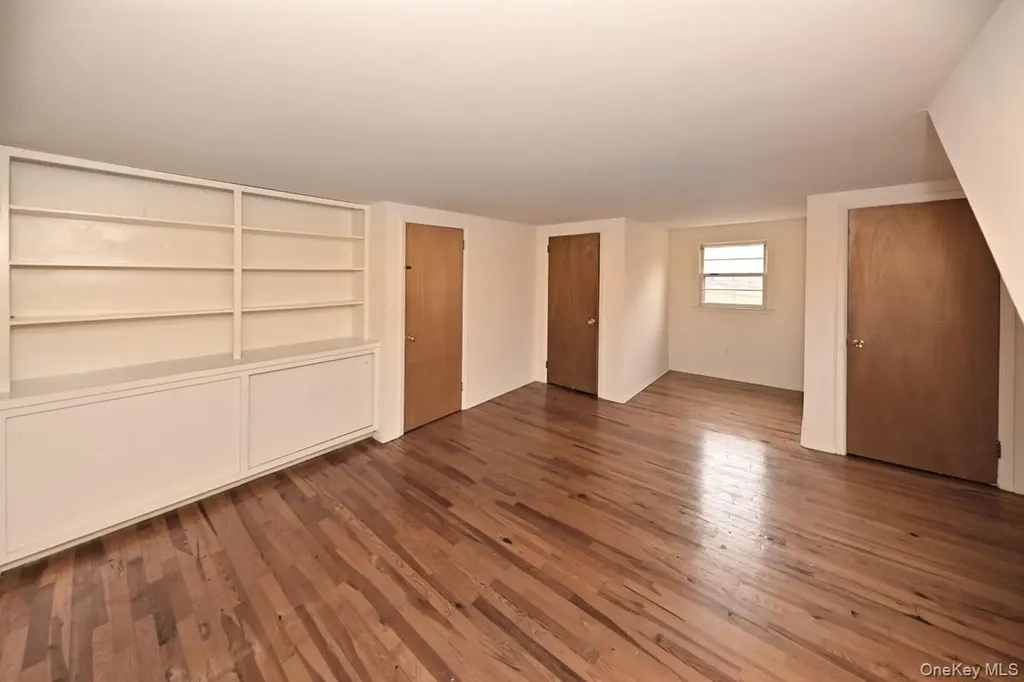 160 E Willow Tree Road Spring Valley NY 10977