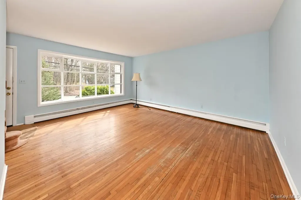 160 E Willow Tree Road Spring Valley NY 10977