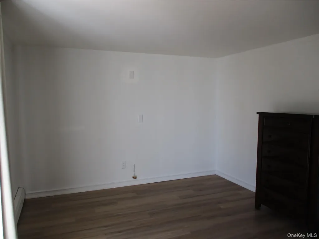 39 Split Cedar Drive Islandia NY 11749