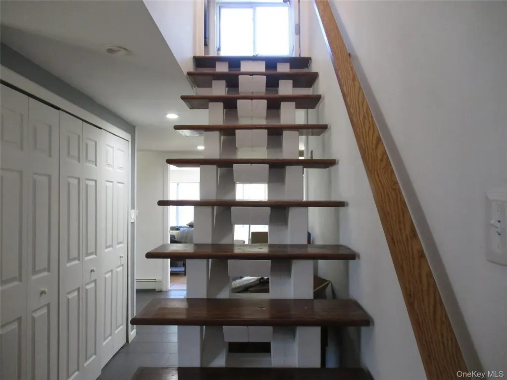 39 Split Cedar Drive Islandia NY 11749