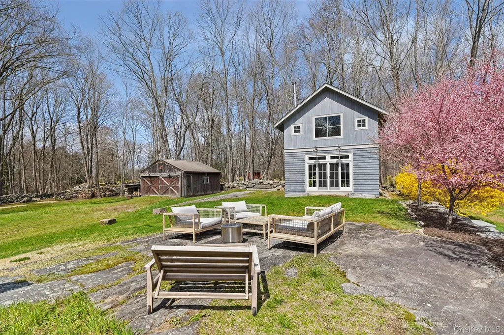 320 Long Ridge Road Pound Ridge NY 10576