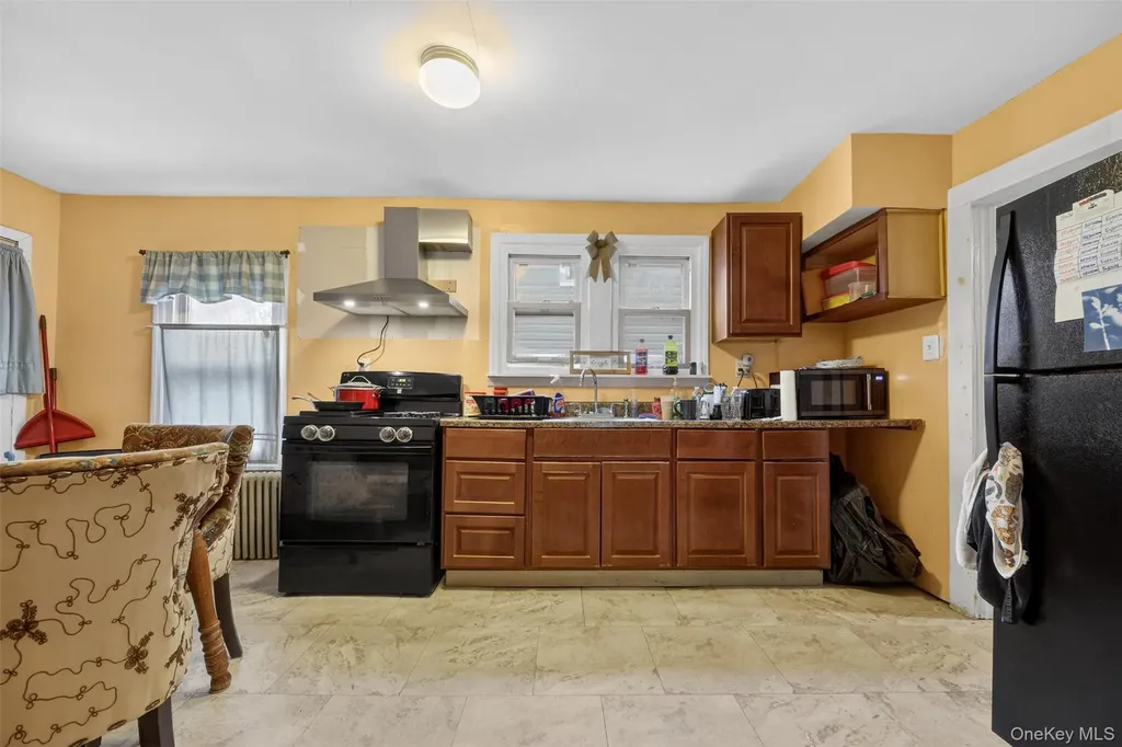 113 Old Bay Street Peekskill NY 10566