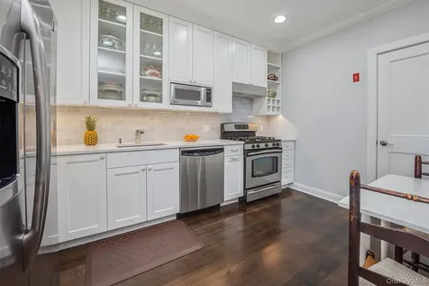 55 1st Street Pelham NY 10803