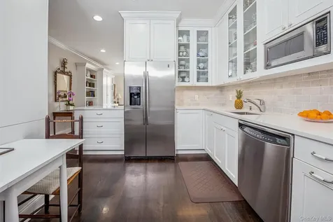 55 1st Street Pelham NY 10803