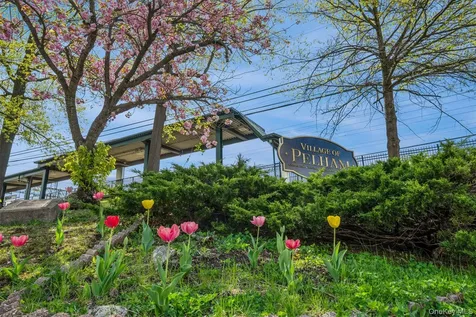 55 1st Street Pelham NY 10803