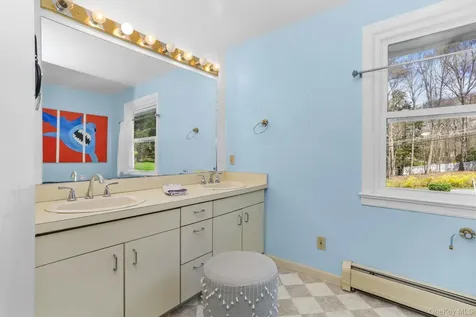 34 Glen Drive South Salem NY 10590