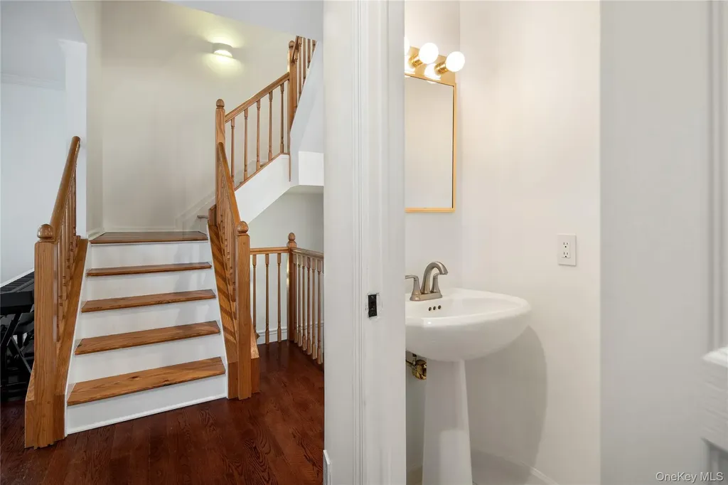 2 Deer Tree Lane Briarcliff Manor NY 10510