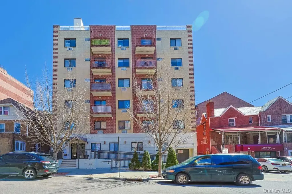 141-16 84th Drive Briarwood NY 11435
