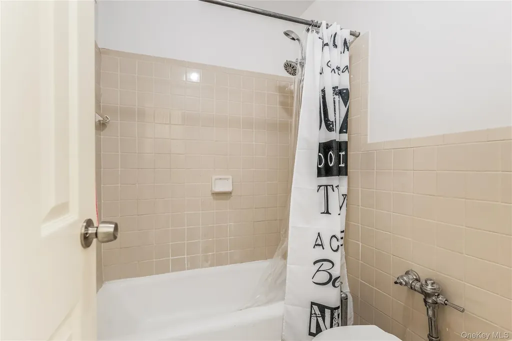 11 Balint Drive Yonkers NY 10710