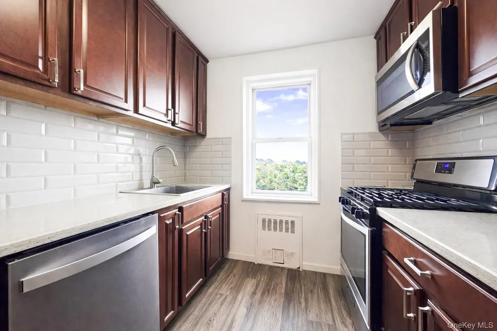 11 Balint Drive Yonkers NY 10710