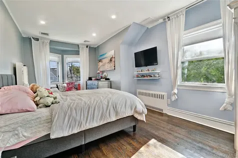 329 Beach 146th Street Rockaway Park NY 11694