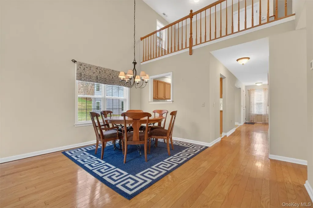 27 Tall Tree Lane Poughkeepsie NY 12601