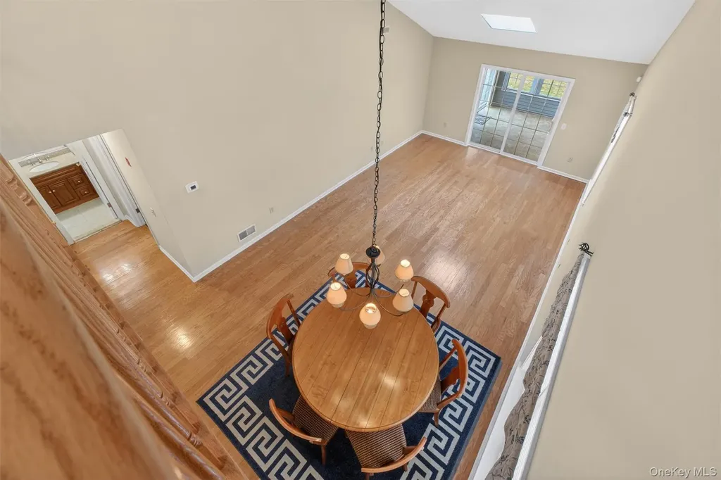 27 Tall Tree Lane Poughkeepsie NY 12601
