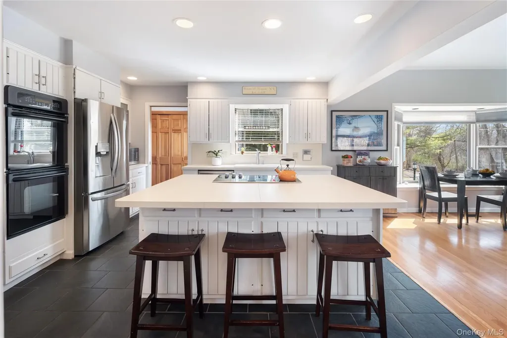 230 Ridgecrest Road Briarcliff Manor NY 10510