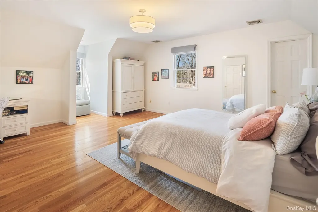 230 Ridgecrest Road Briarcliff Manor NY 10510