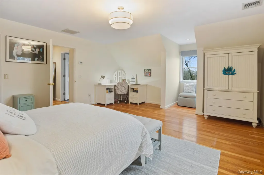 230 Ridgecrest Road Briarcliff Manor NY 10510