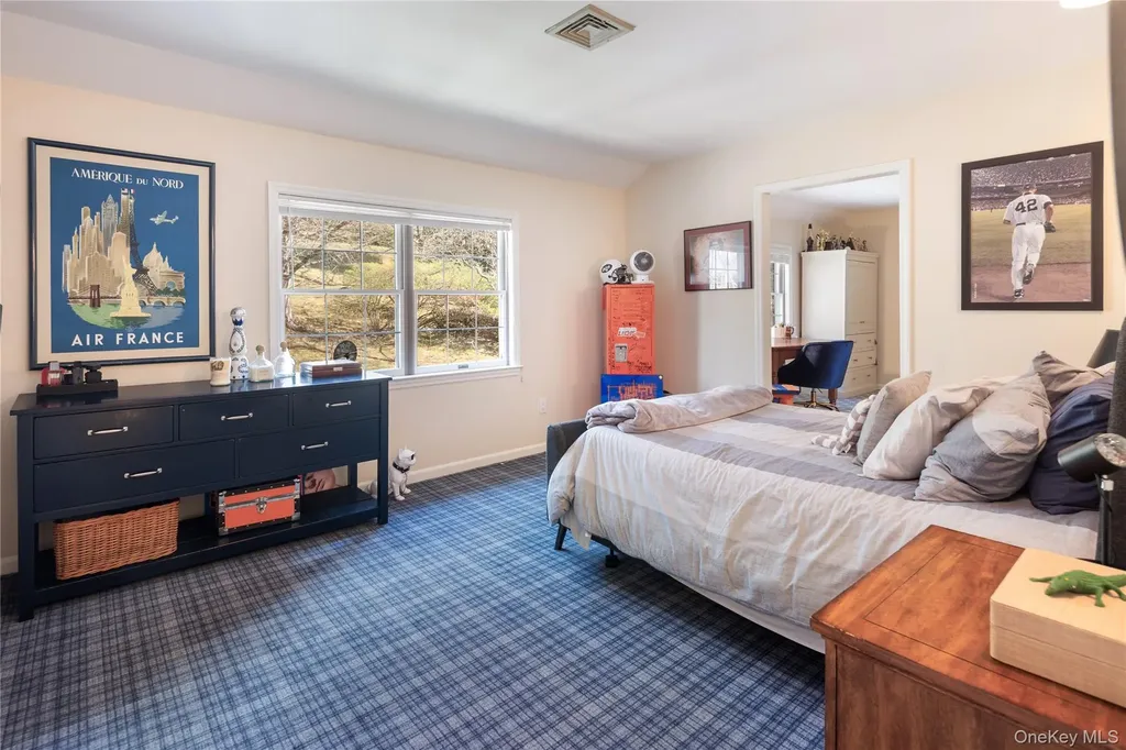 230 Ridgecrest Road Briarcliff Manor NY 10510