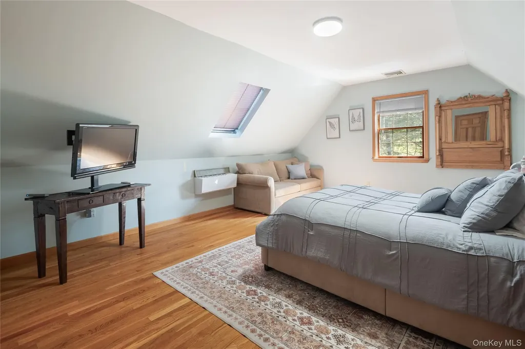230 Ridgecrest Road Briarcliff Manor NY 10510
