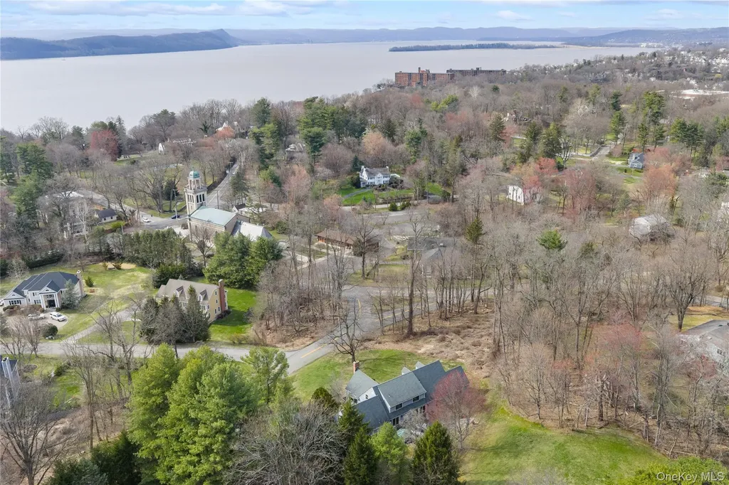 230 Ridgecrest Road Briarcliff Manor NY 10510