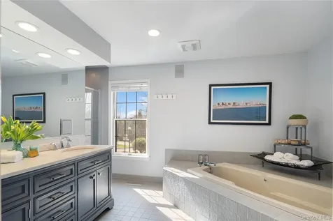 230 Ridgecrest Road Briarcliff Manor NY 10510