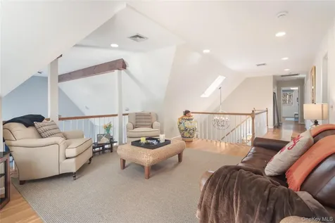 230 Ridgecrest Road Briarcliff Manor NY 10510