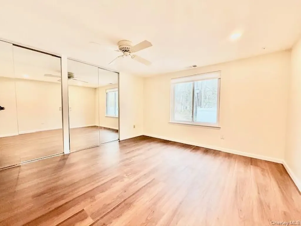 155 Golf Lane Medford NY 11763