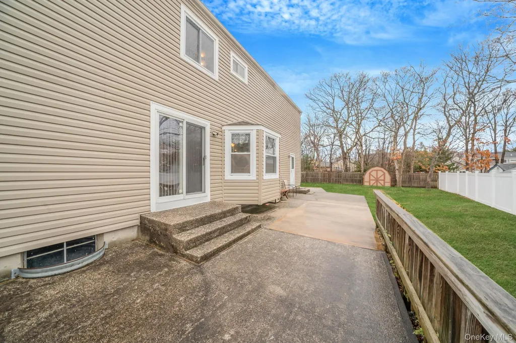 427 Bicycle Path Port Jefferson NY 11776