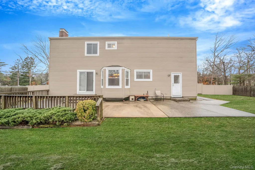 427 Bicycle Path Port Jefferson NY 11776